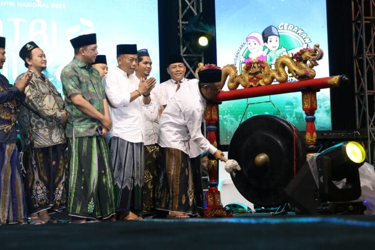 Ponorogo Jadi Pusat Gerakan Ayo Mondok, Kang Bupati: Pesantren Harus Berbenah dan Bermartabat