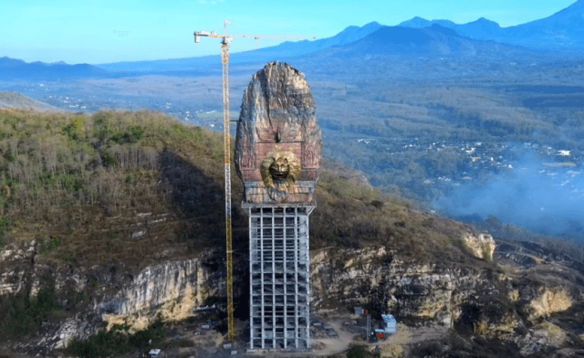 Monumen Reog Ponorogo, Sebuah Ambisi Kecil Penguasa