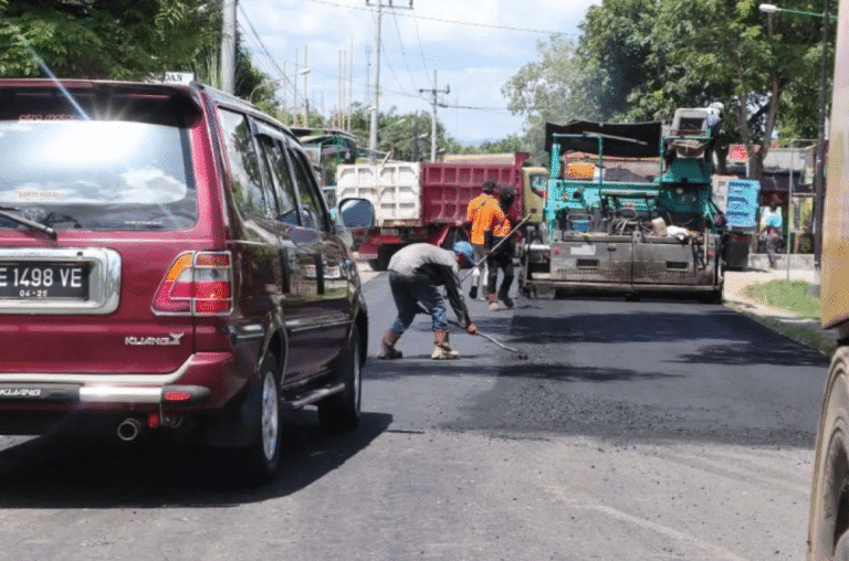 Pemkab Ponorogo Kebut Perbaikan Jalan di 167 Titik dengan Anggaran Rp94 Miliar