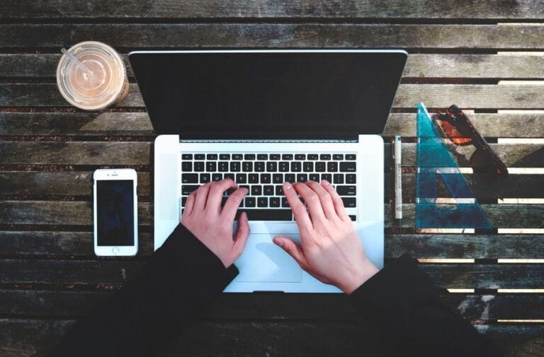 Ilmu, Opini, dan Media Sosial: Mengapa Kita Perlu Filsafat Ilmu