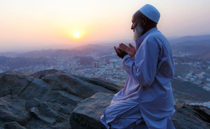 Amalan yang Harus Kamu Lakukan Saat Bulan Puasa 2026, Apa Saja?