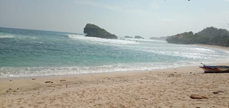 Wisata Pacitan: 5 Pantai Indah dan Goa Gong yang Wajib Dikunjungi, Surga Tersembunyi di Jawa Timur